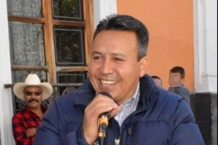 Alejandro Tirado Zúñiga.