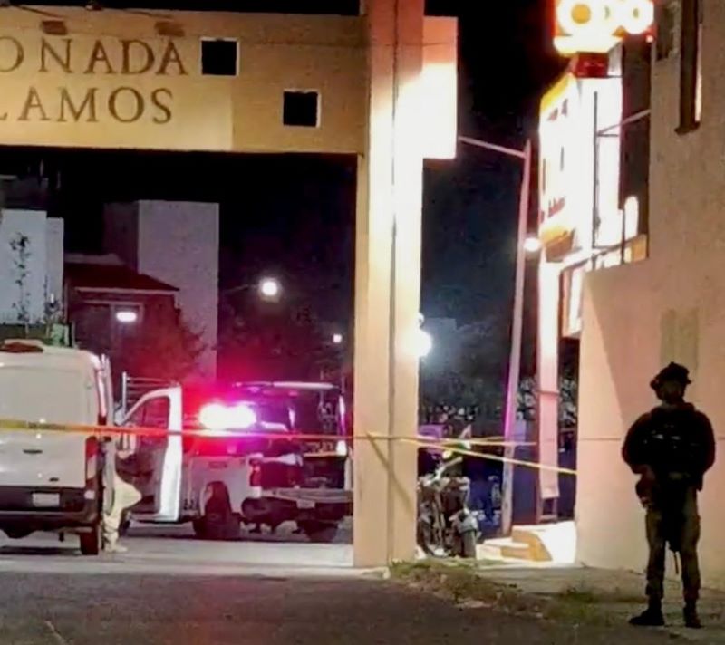 Asesinados en Oxxo de Celaya