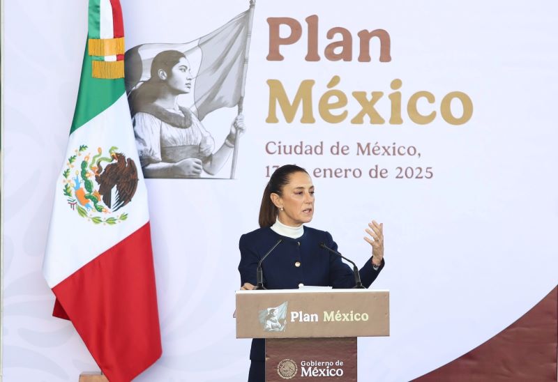 Claudia Plan México 1