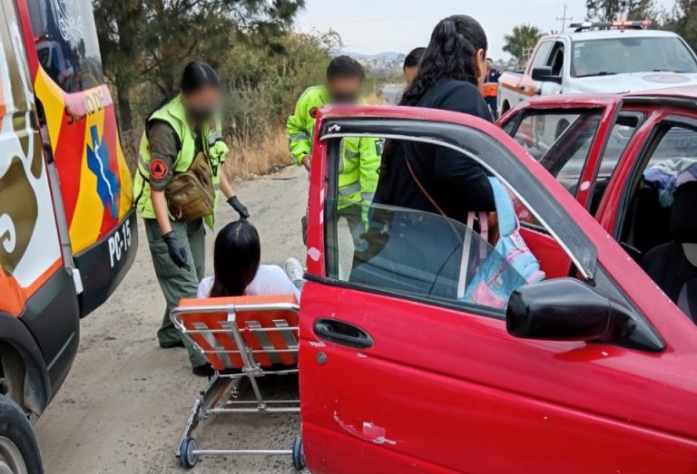 Labor de parto en carretera