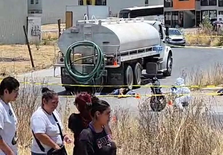 Motociclista atropellado y muerto.