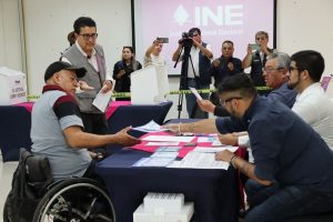 Simulacro de votación