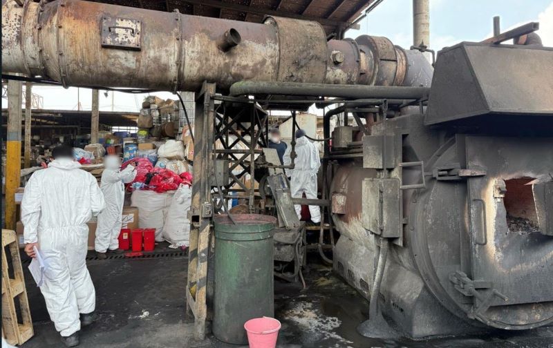 Destrucción de precursores