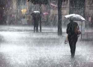 Lloviendo fuerte