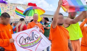 Orgullo gay en la cárcel.