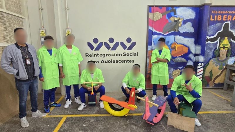 Adolescentes