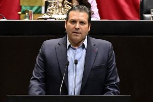Diputado Mario Zamora Gastélum