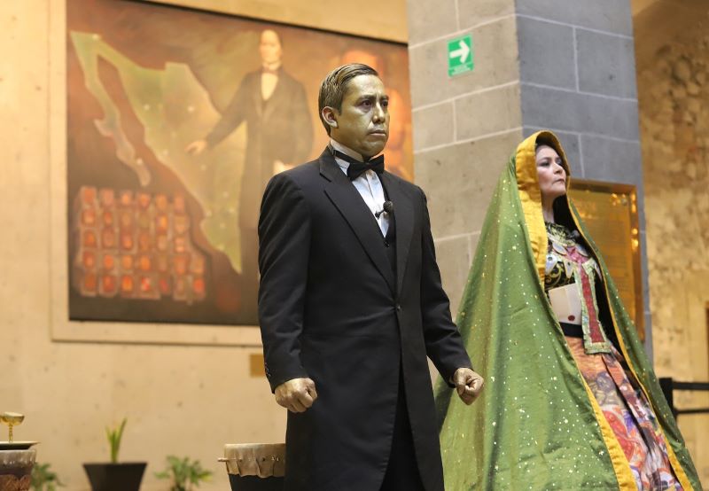 Juárez escenificación