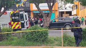 Asesinado frente a la Prepa oficial de León.