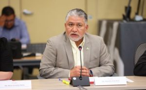 Diputado Alejandro Arias Ávila.