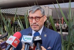 Luis Armando González Placencia, secretario general de la ANUIES