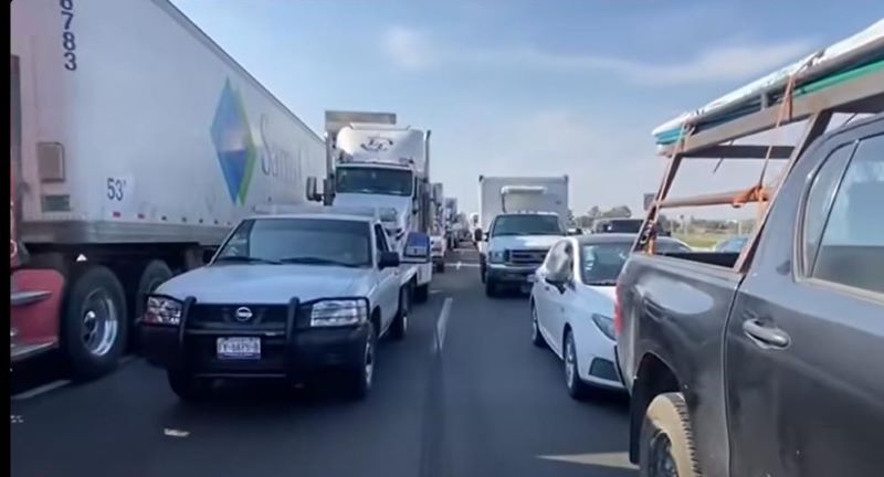Bloqueo carretera 1