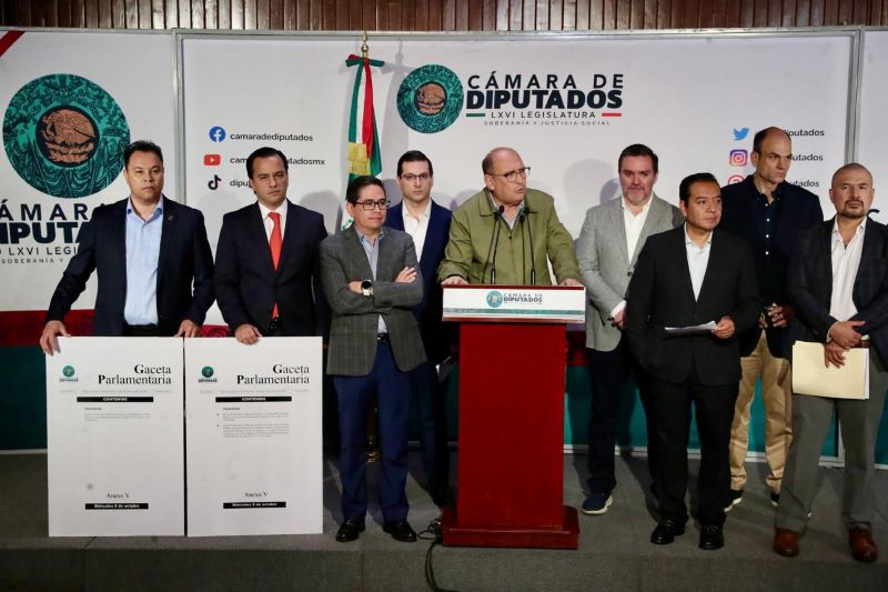 Conferencia de prensa diputados del PAN y PRI.