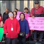 Personas de la tercera edad ex trabajadoras municipales de Celaya cerraron la presidencia; exigen se les restituya su fondo de ahorros