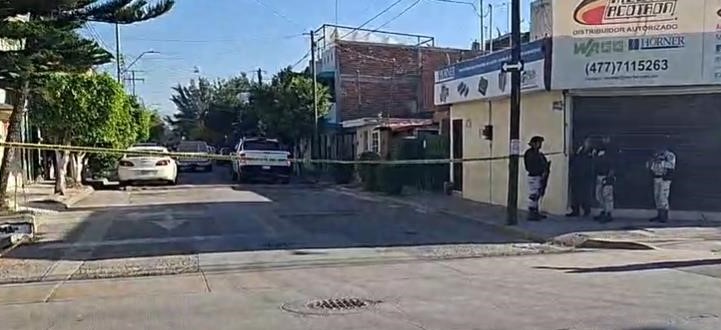 Mujer asesinada en la colonia Azteca.