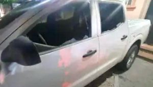 Camioneta incendiada en Celaya