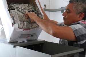 Destrucción credenciales INE