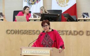 Diputada Ana María Esquivel Arrona.