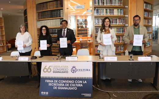 Firma de convenio Congreso y Secretaría de Cultura.