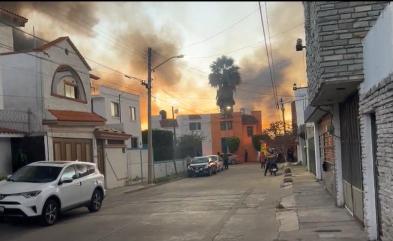 Incendio en durmientes en Irapuato