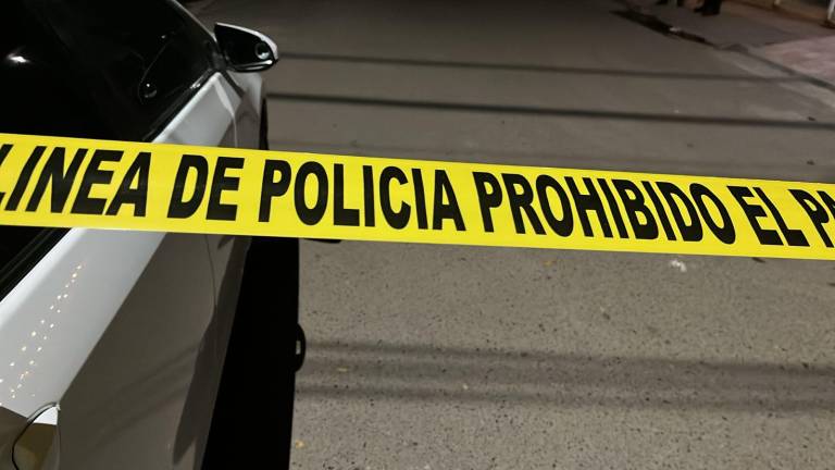 Línea amarilla prohibido el paso