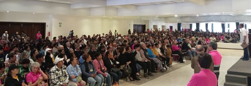 Asamblea distrital para fundar eel partido Somos México.