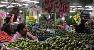 Un mercado en la Ciudad de México. Foto Daniel Yáñez, Cuartoscuro.