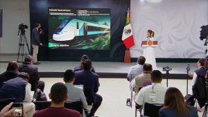 Andrés Lajous Loaeza y Claudia Sheinbaum.