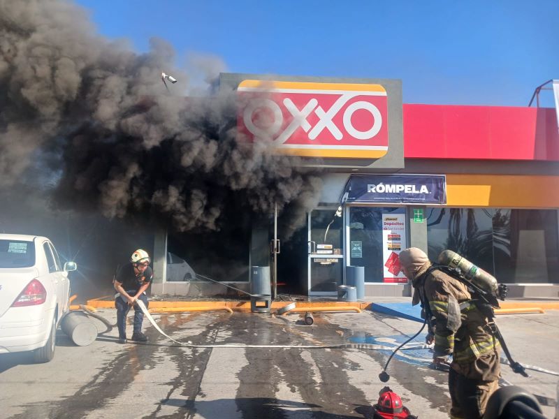 Incendio a Oxxo
