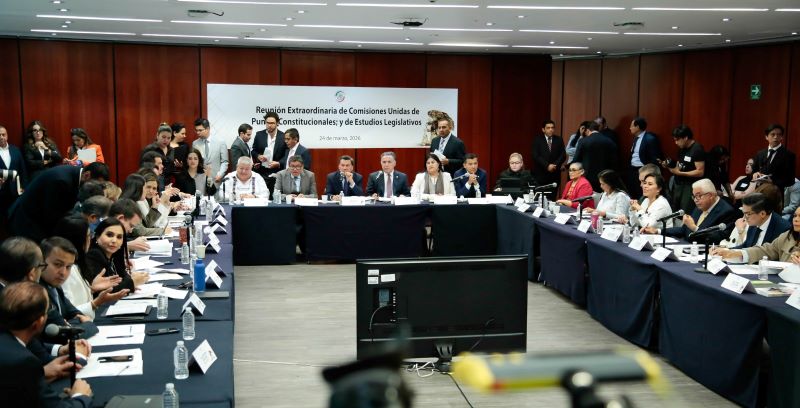 Comisiones Unidas de Puntos Constitucionales y de Estudios Legislativos