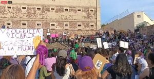 Manifestación 8M en la Alhóndiga de Granaditas.