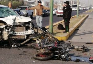 Motociclista muerto