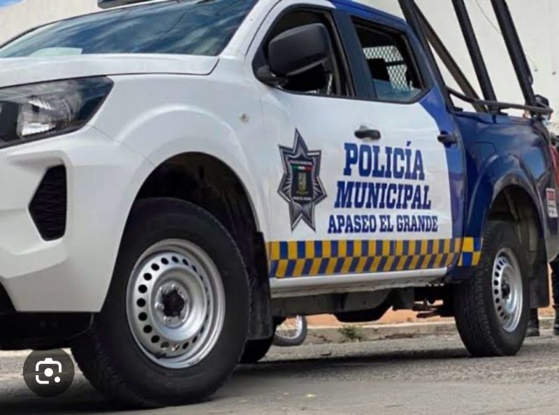 Patrulla de policía de Apaseo el Grande.