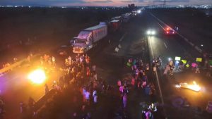 Bloquean la Maxipista León-Aguascalientes.
