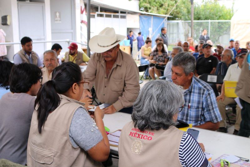 Entrega de tarjetas Bienestar
