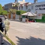 Don Jaime y su hijo fueron asesinados a balazos cuando atendían su puesto de venta de carnitas en Valle de Santiago