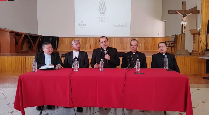 Conferencia de prensa arzobispo