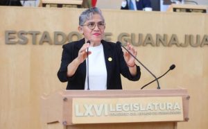 Diputada Carolina León Medina.