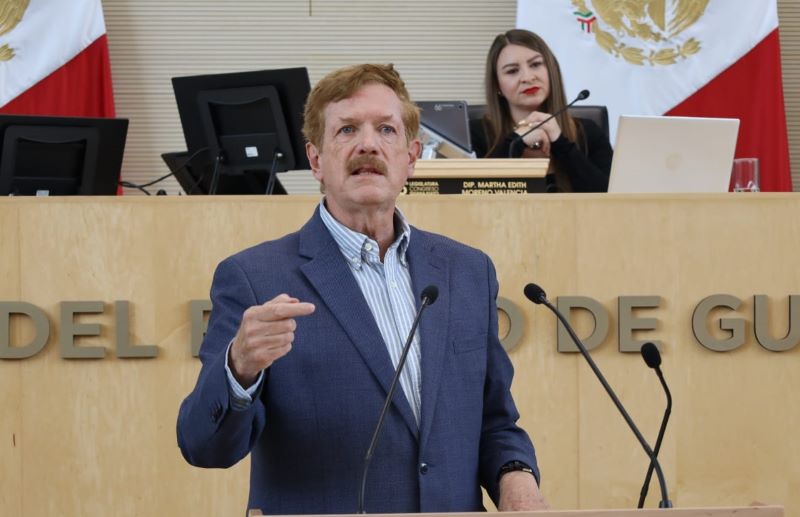 Diputado Juan Carlos Romero Hicks.
