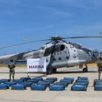 Marina asegura embarcación con 26 bultos de presunta cocaína frente a las costas de Guerrero