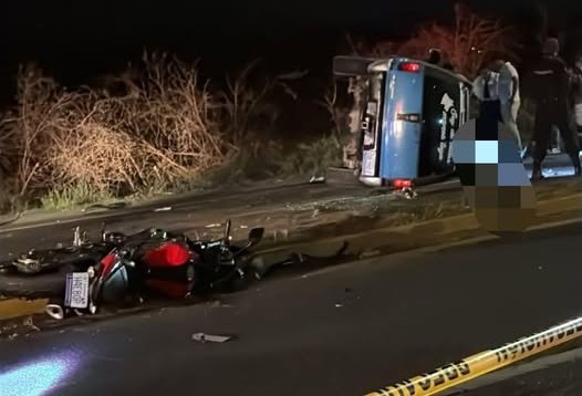 Mujer muerta accidente