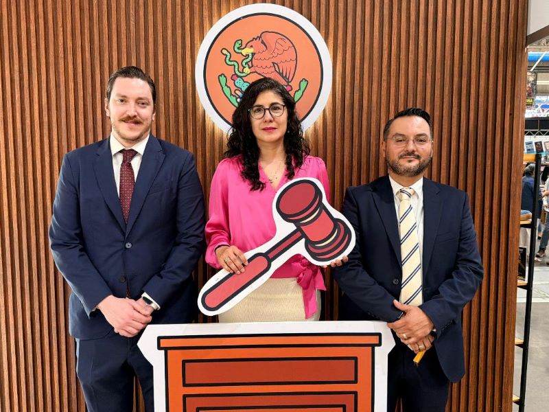 Pablo Roberto Sharpe Calzada, magistrada presidenta Yari Zapata López y magistrado Juan Antonio Macías Pérez.