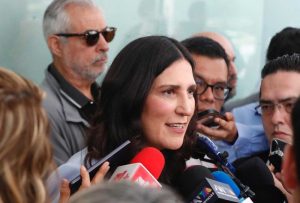 Diputada Kenia López Rabadán.