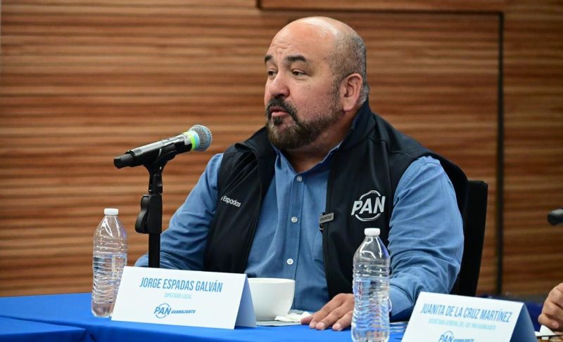 Diputado Jorge Espadas Galván, coordinador del GPPAN