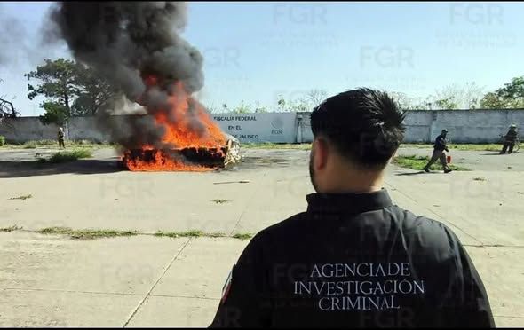 Droga incinerada en Zapopan, Jalisco.