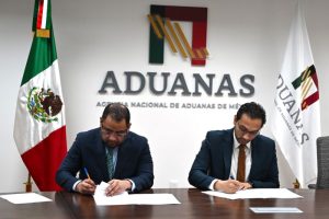 Firma de convenio Aduanas UIF