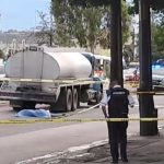 Pipa repartidora de agua atropella y mata a hombre que trataba de cruzar el bulevar Torres Landa, en León