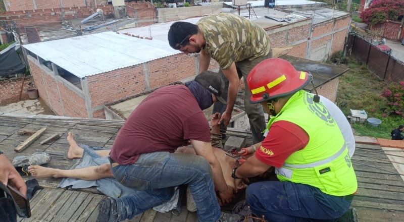 Joven albañil muere electrocutado en la comunidad Los Mancera, del municipio de Celaya.