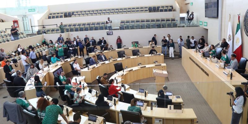 Pleno de la 66 Legislatura ede Guanajuato.