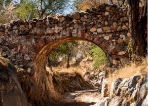 Puente de Arroyo Feo, en Villagrán.